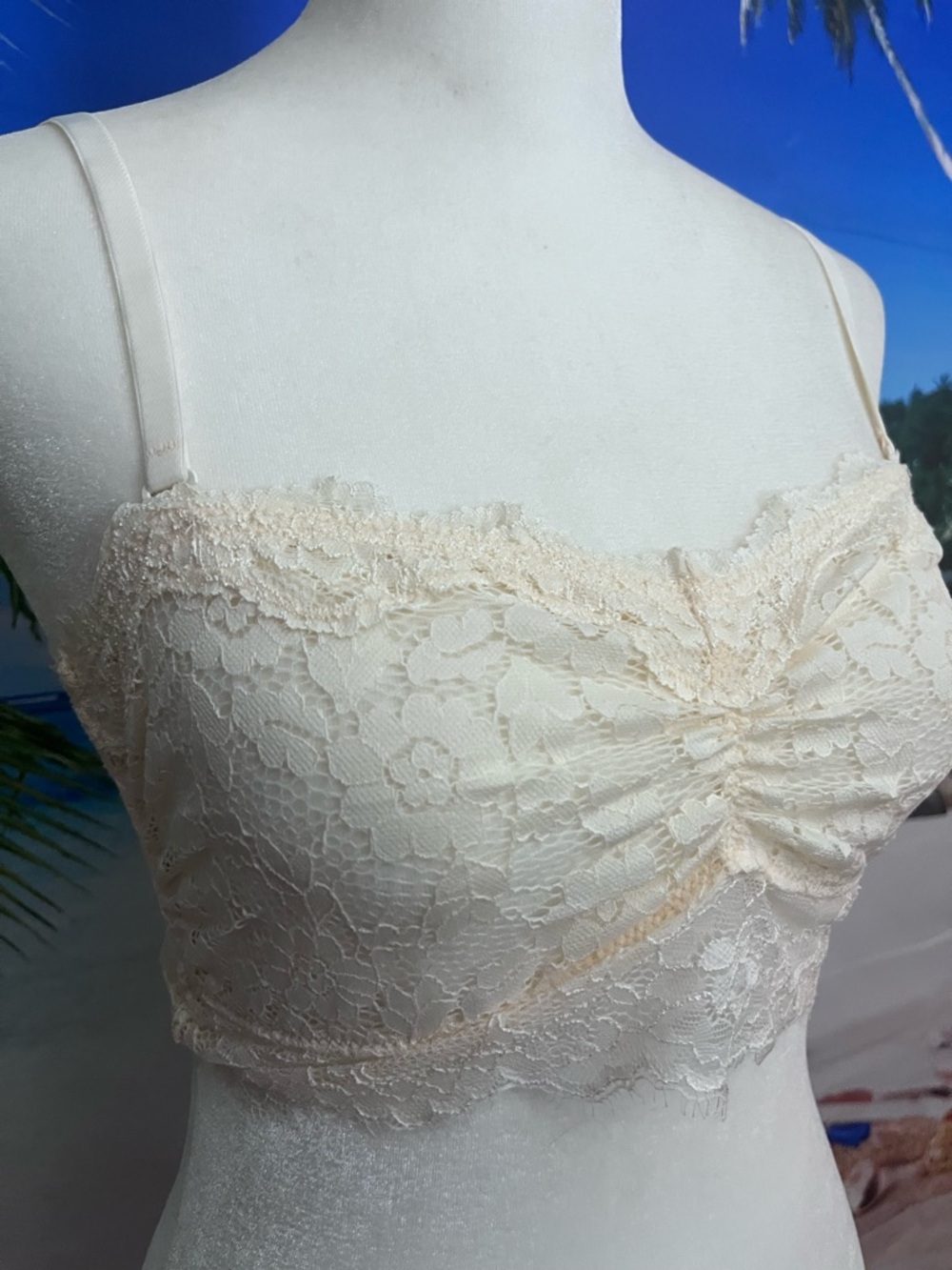 NWT Spell Free Love Lace Bandeau Bralette - Picture 9 of 16